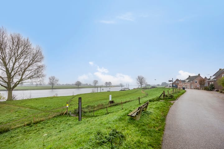 Photo 40 of Heuvelwijkstraat 6