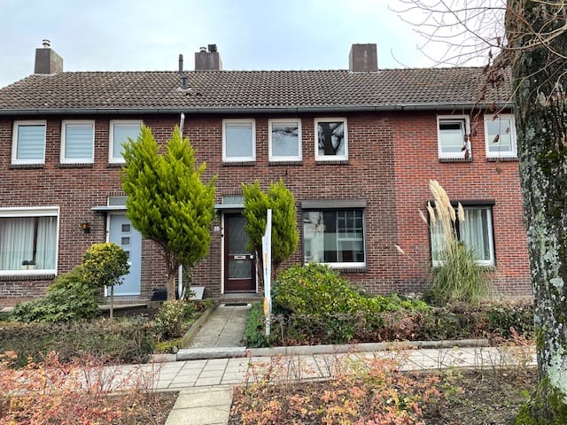 Photo 2 of Nassaustraat 84