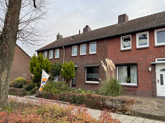 Photo 4 of Nassaustraat 84