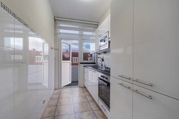 Photo 9 of Escamplaan 148