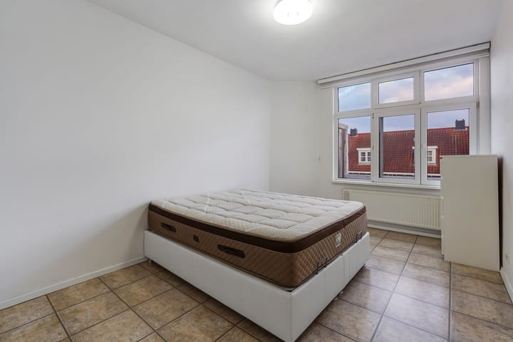 Photo 11 of Escamplaan 148