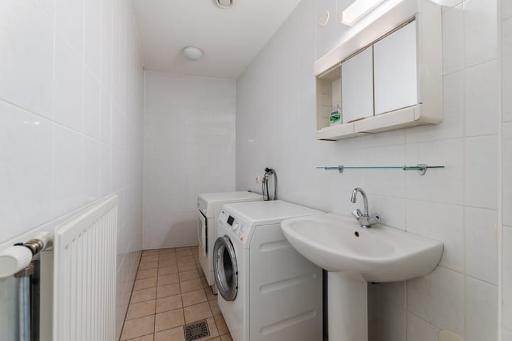 Photo 14 of Maasstaete 73