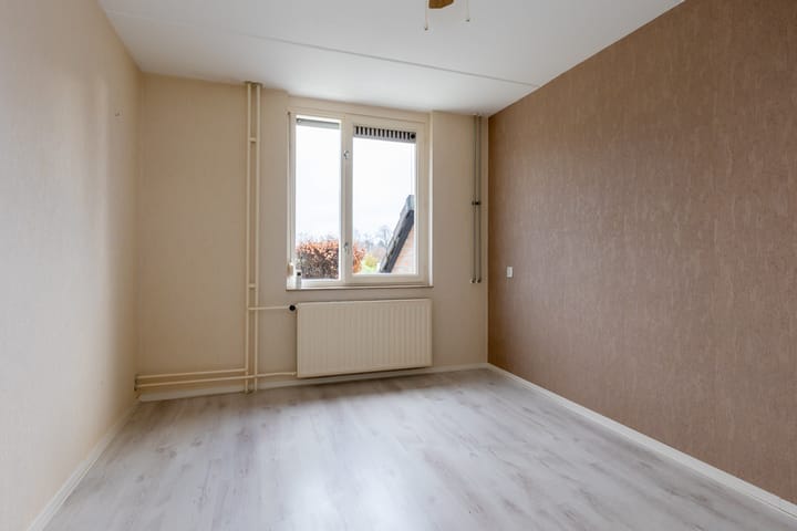 Foto 29 van Burg Kurversstraat 15