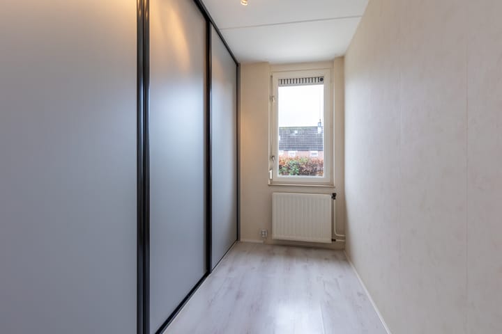 Foto 31 van Burg Kurversstraat 15