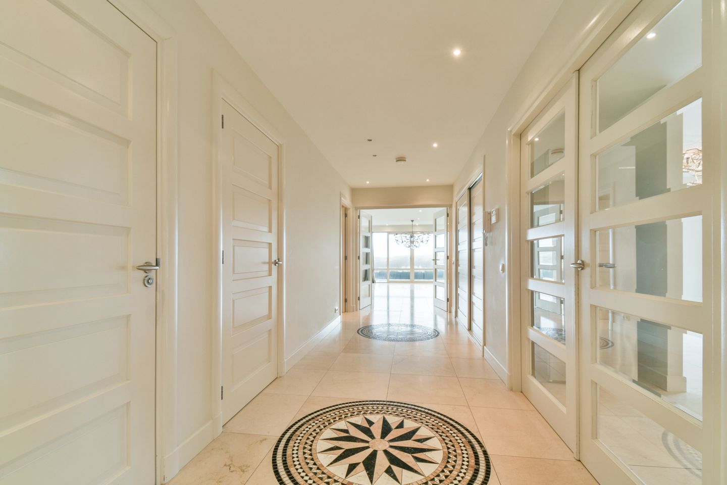 Foto 10 van Koningin Astrid Boulevard 67