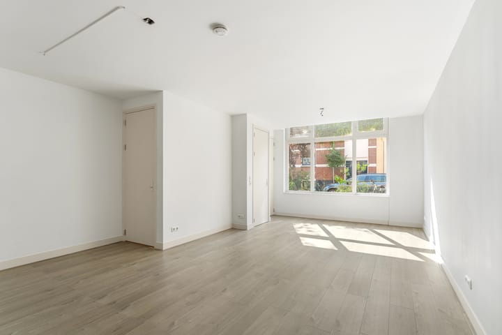 Photo 2 of Daendelsstraat 33