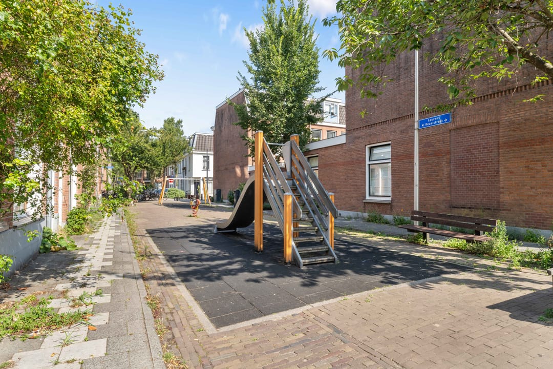 Photo 17 of Daendelsstraat 33
