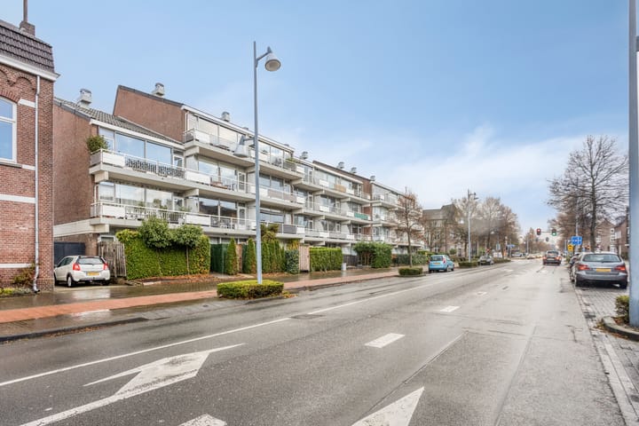 Photo 2 of Agricolastraat 76