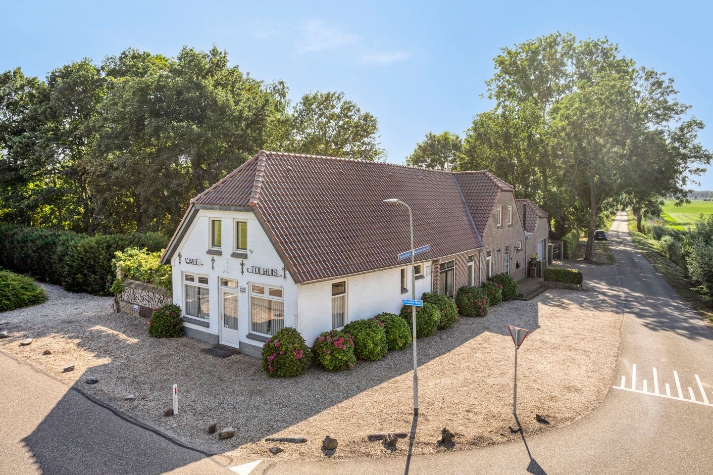 Photo 4 of Nieuweweg 6