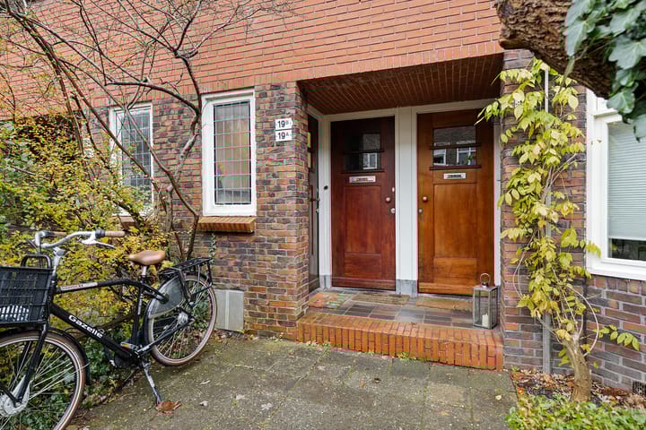 Foto 36 van Van Swinderenstraat 19-B