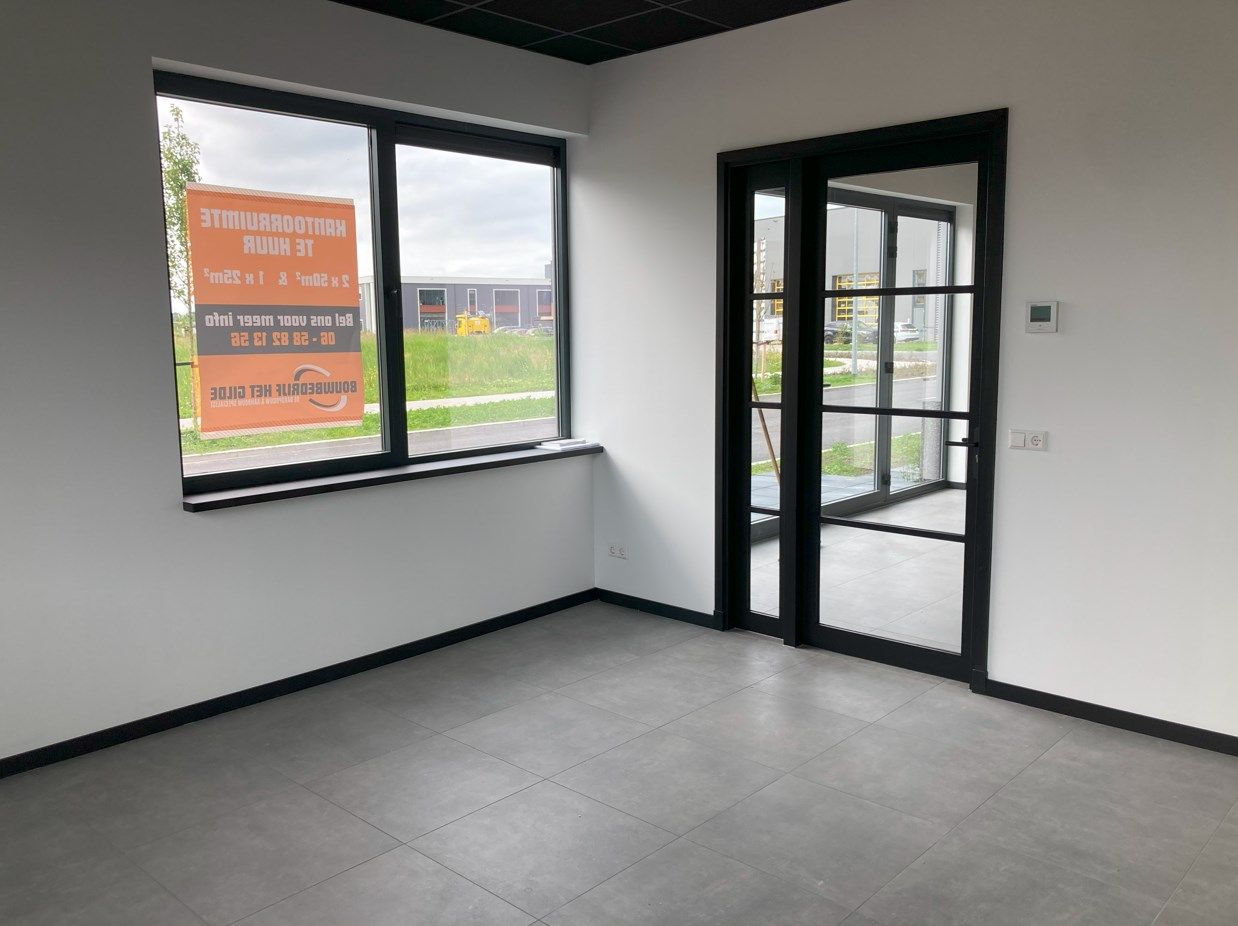 View photo 3 of Jelle Zijlstraweg 64