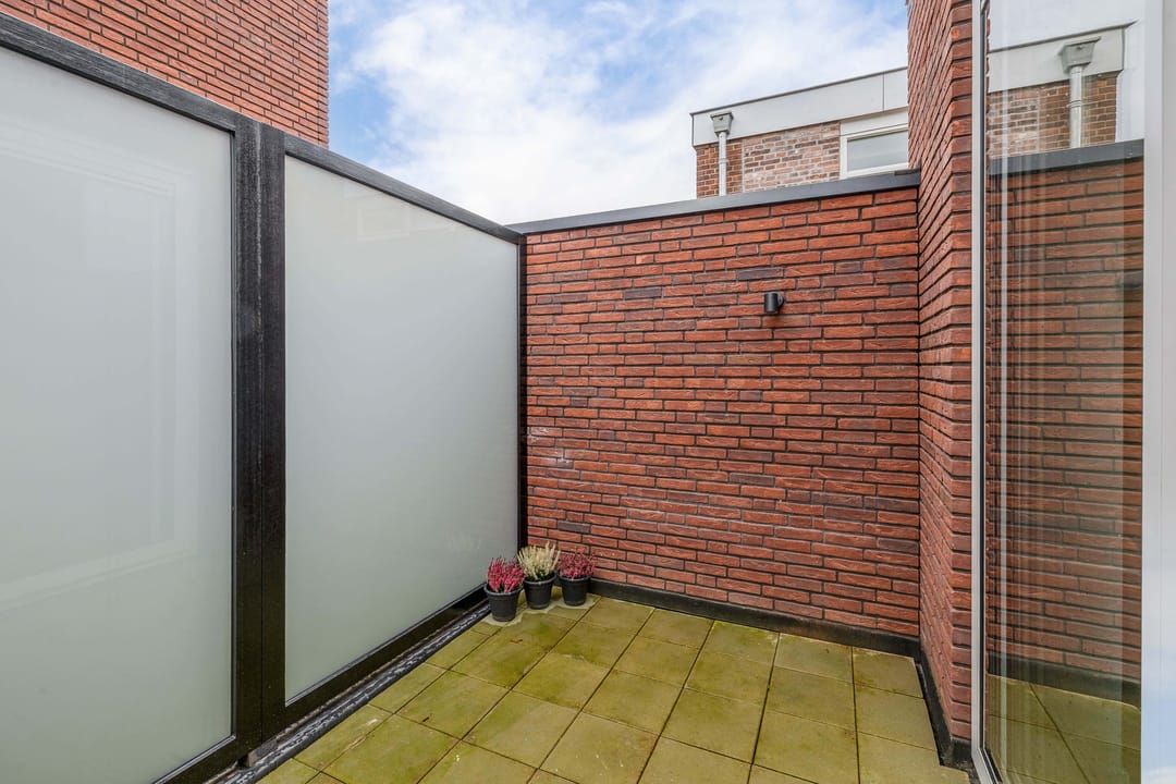 Foto 31 van Poststraat 25