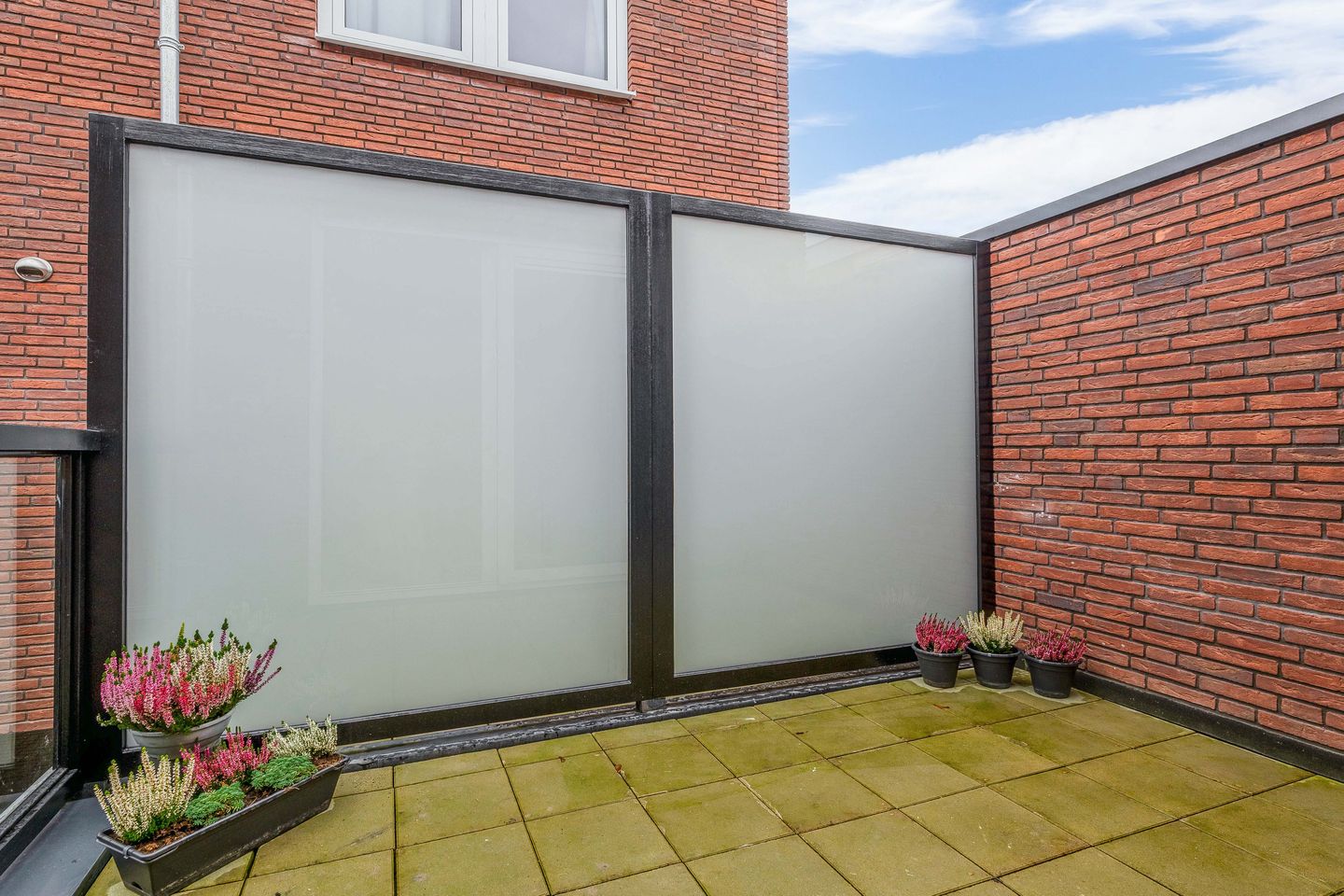 Foto 29 van Poststraat 25