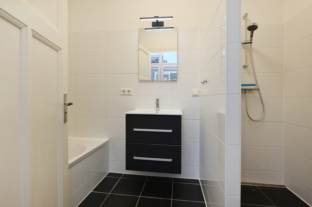 Foto 26 van Theresiastraat 232