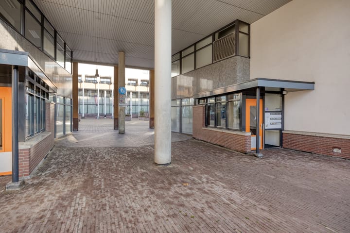 Photo 2 of Stadserf 72