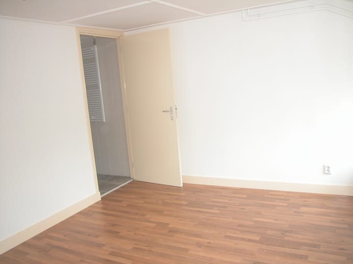 Foto 4 van Amsterdamsestraatweg 24-A