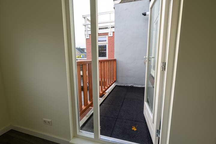 Foto 15 van President Steinstraat 10-A