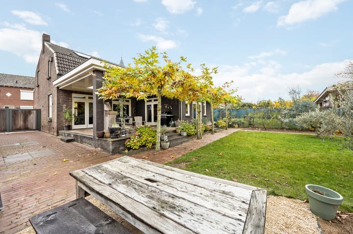 Foto 45 van Beneden Boukoul 24