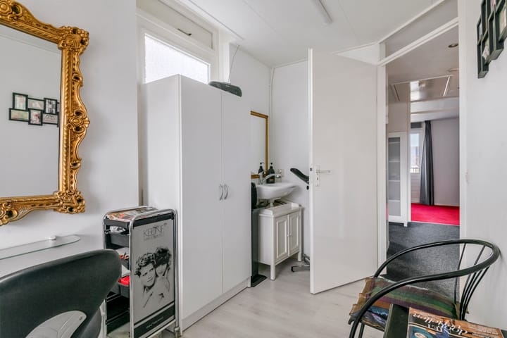 Photo 31 of Kloosterstraat 2