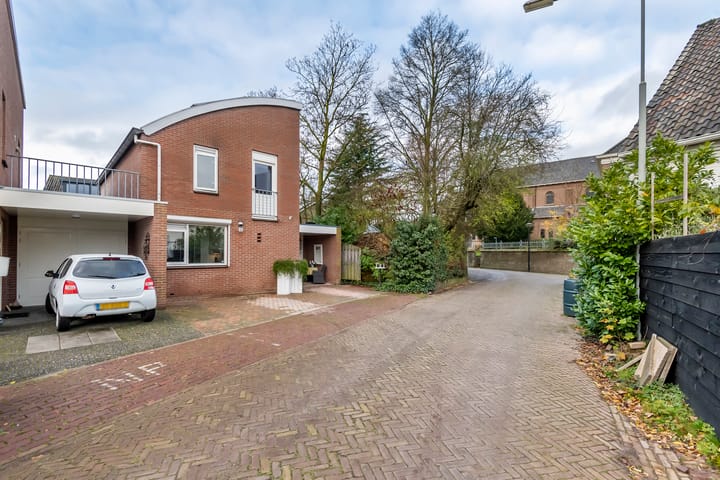 Photo 43 of Kloosterstraat 2