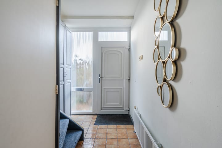 Photo 10 of van der Fuyckstraat 60