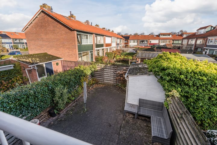 Photo 30 of van der Fuyckstraat 60