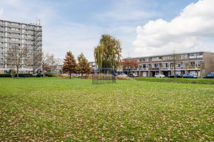 Photo 48 of van der Fuyckstraat 60