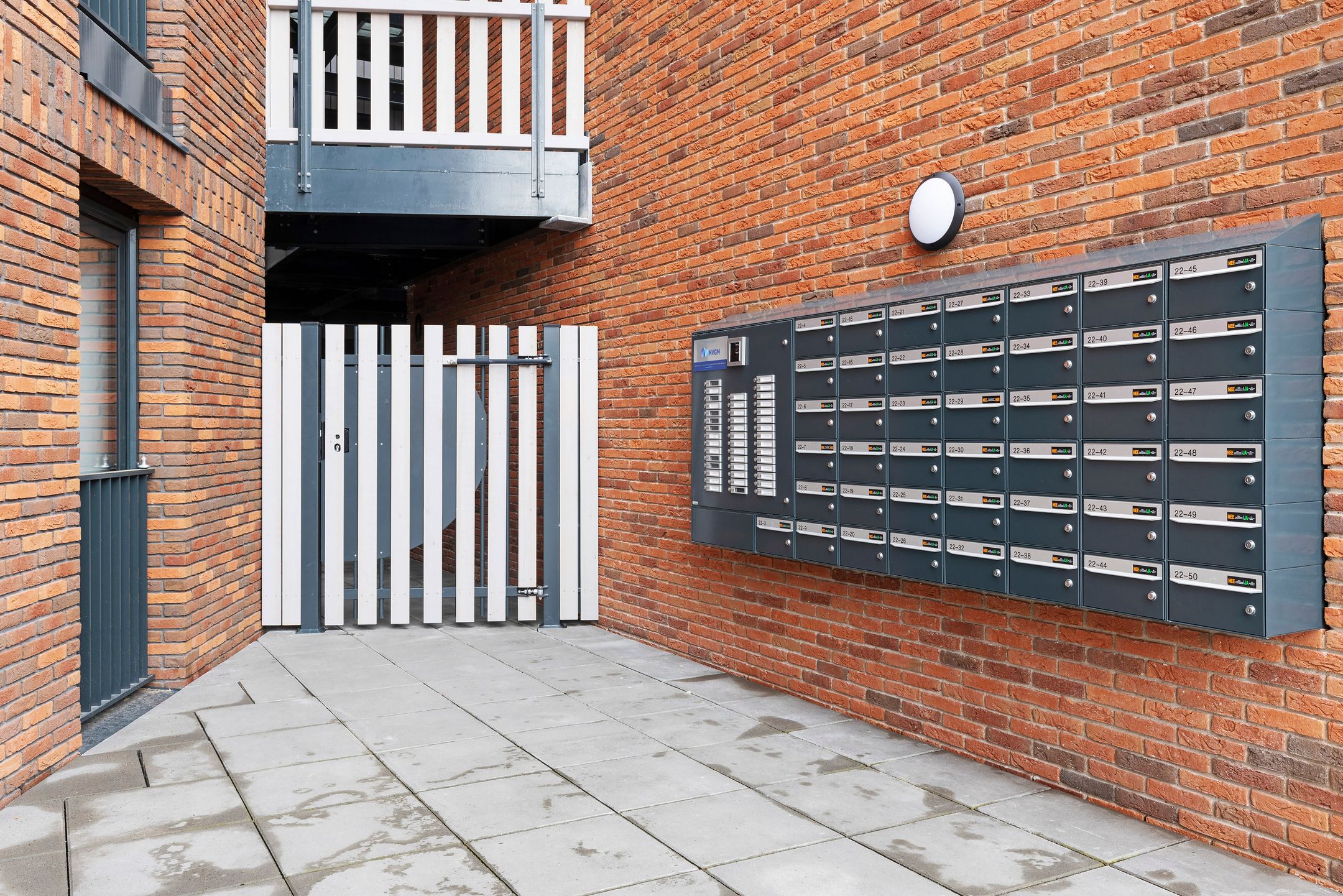 Foto 3 van Friesestraatweg 22-35