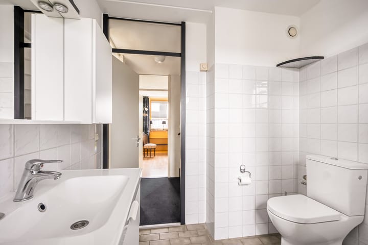 Photo 22 of Erasmuslaan 88