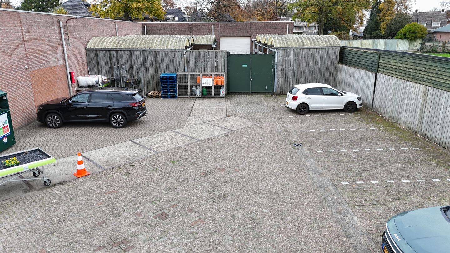 View photo 4 of Weidestraat 14