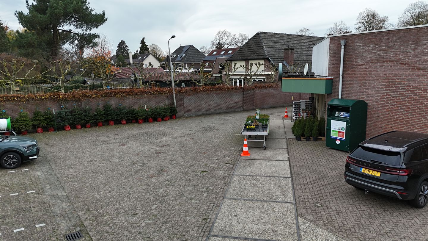 View photo 5 of Weidestraat 14