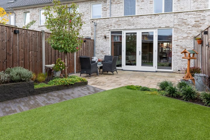 Foto 72 van H Vervoornstraat 22