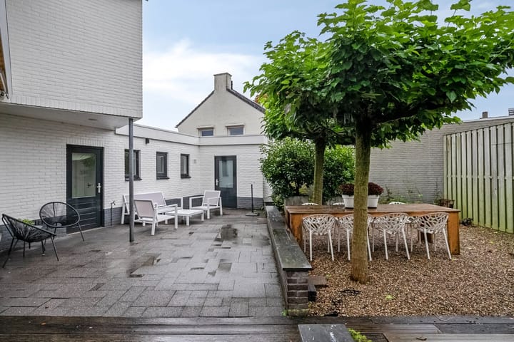 Photo 37 of Bergslandstraat 16