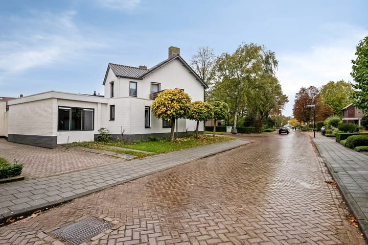 Photo 43 of Bergslandstraat 16