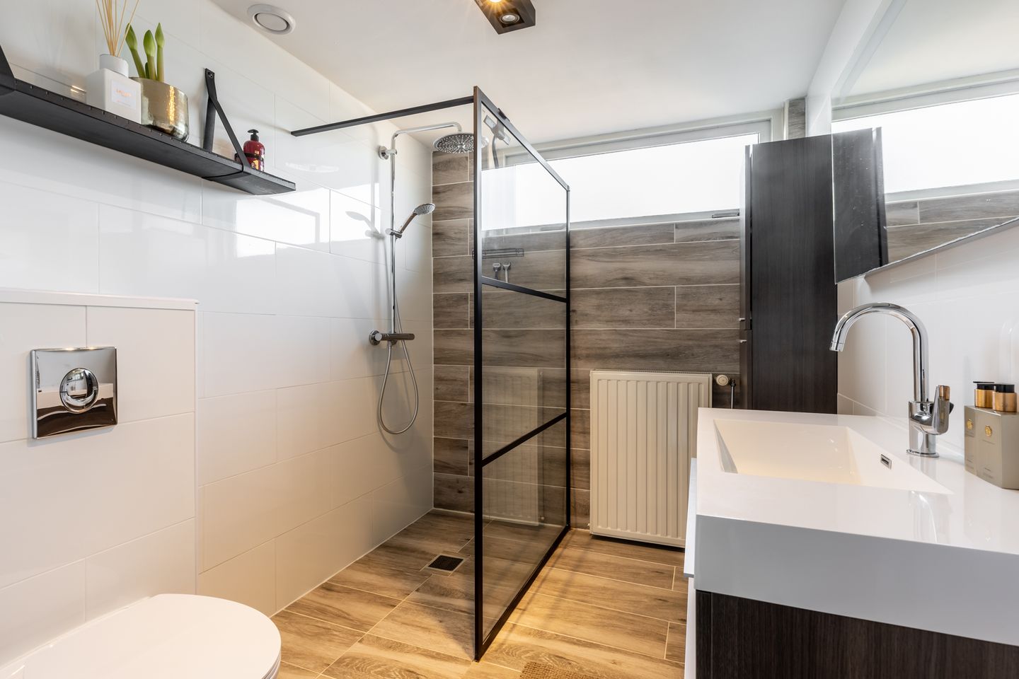 Photo 4 of Breughelstraat 9