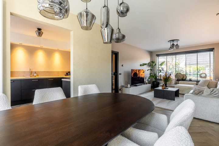 Photo 16 of Breughelstraat 9