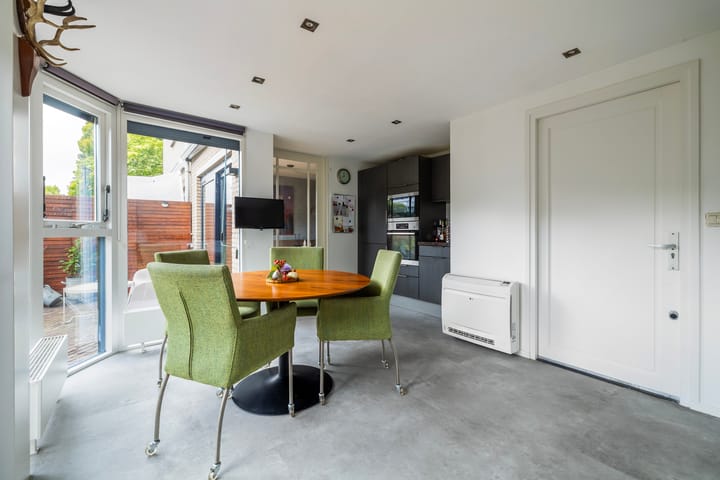 Foto 13 van Henri t' Sasplein 31