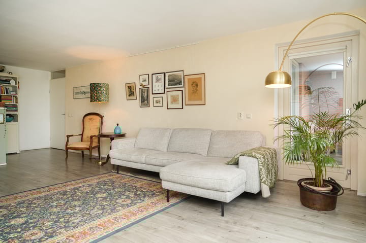 Foto 11 van Schout van Doernestraat 12