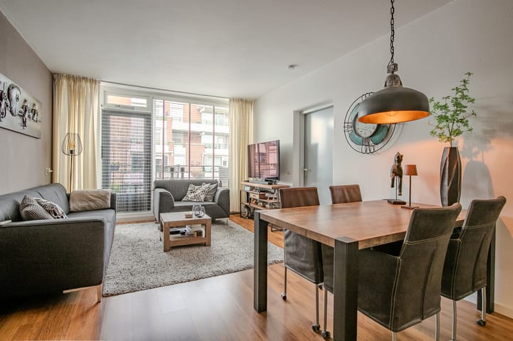 Photo 8 of Kerkplein 17