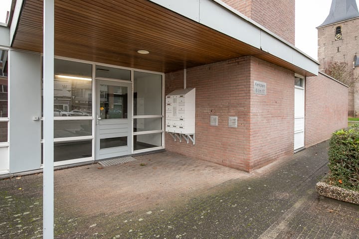 Photo 2 of Kerkplein 17