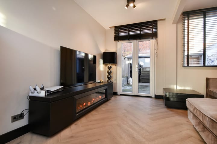 Photo 4 of Bunschotensestraat 7