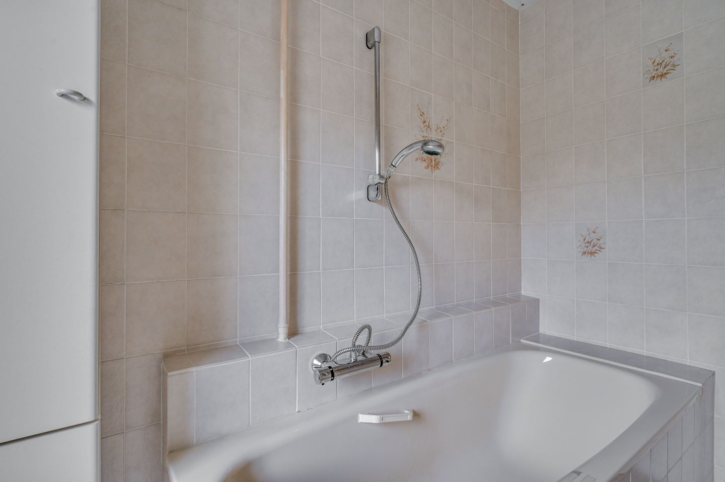 Foto 25 van van Nijvenheimstraat 11