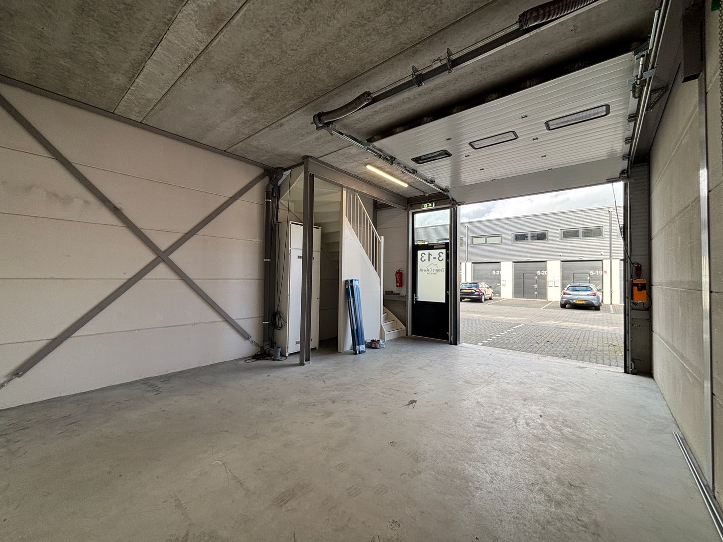 View photo 2 of Burgemeester Hoffscholteweg 3-013