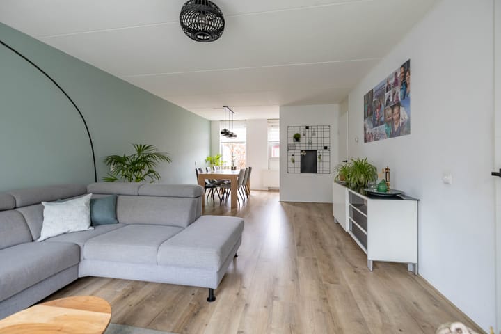 Photo 2 of Hein Leemhuisstraat 6