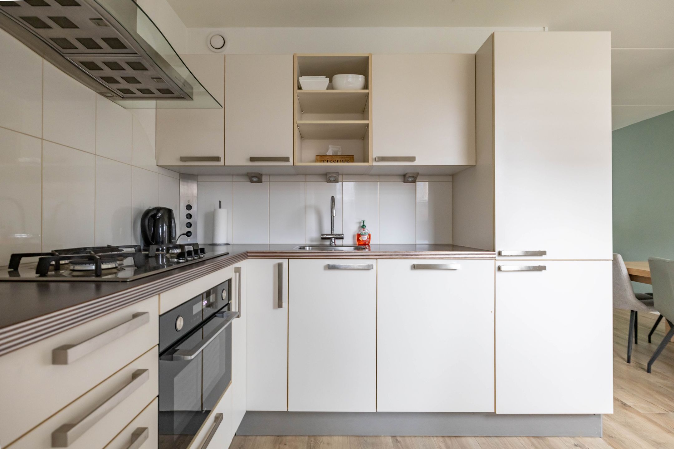 Photo 24 of Hein Leemhuisstraat 6