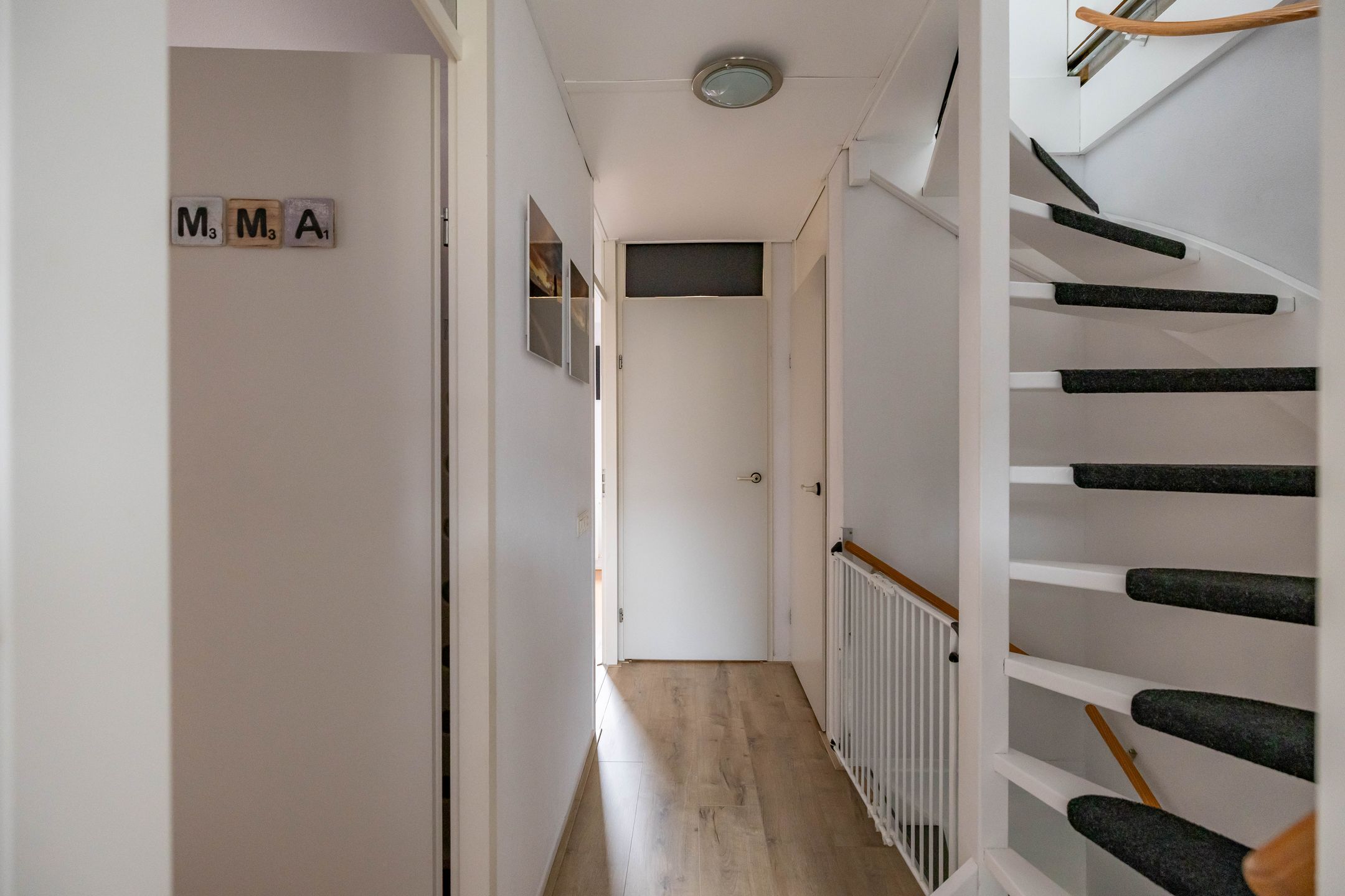 Photo 33 of Hein Leemhuisstraat 6