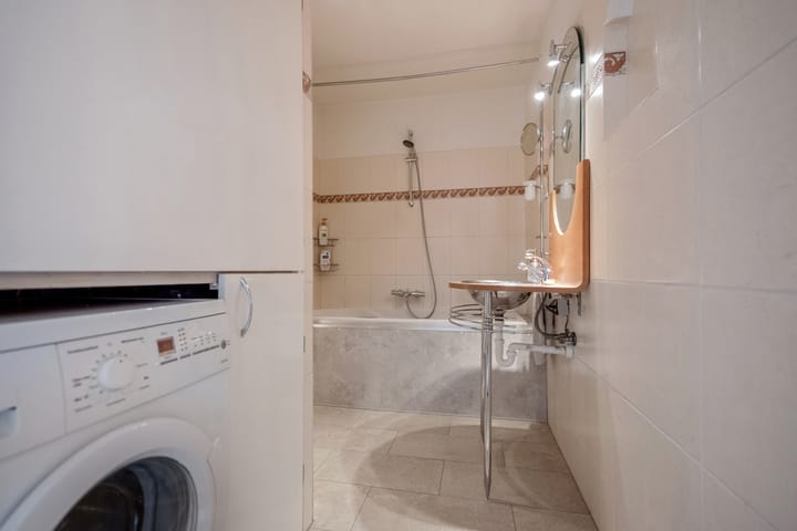 Foto 18 van Erasmusweg 17-C