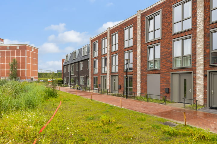 Foto 5 van Bottelarij 44