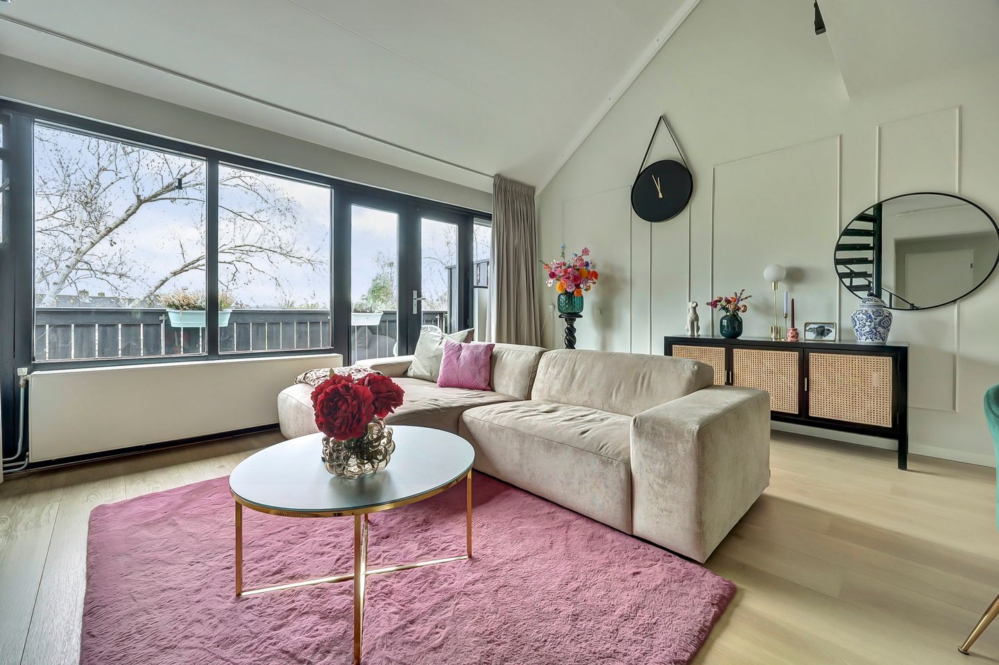 Photo 10 of Fuga 136