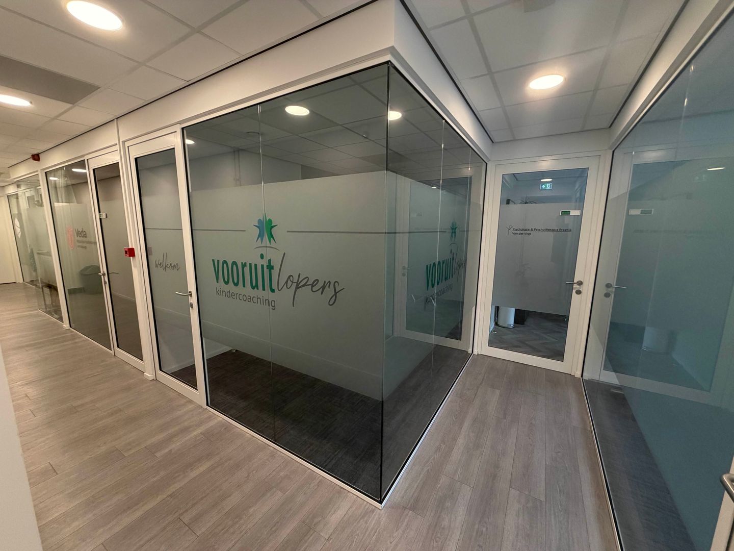 View photo 5 of Sterrenkroos 62